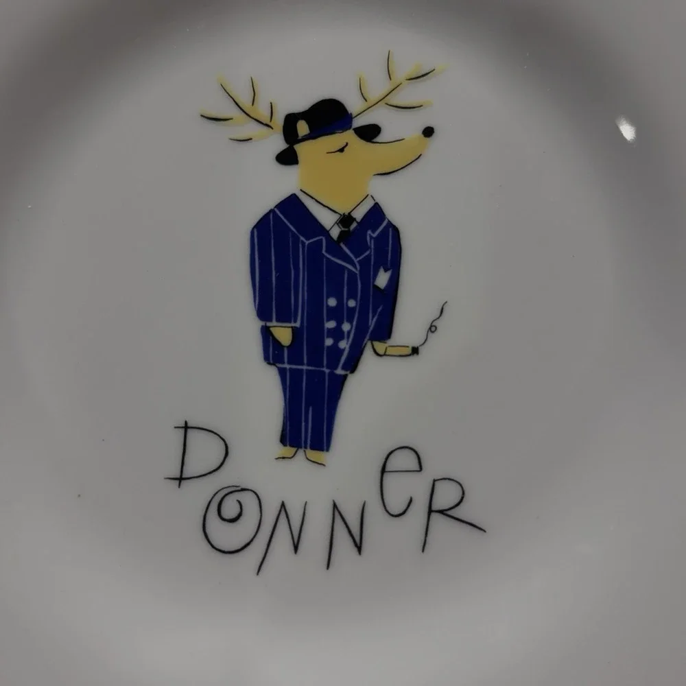 Pottery‎ Barn Retired Reindeer 8.5